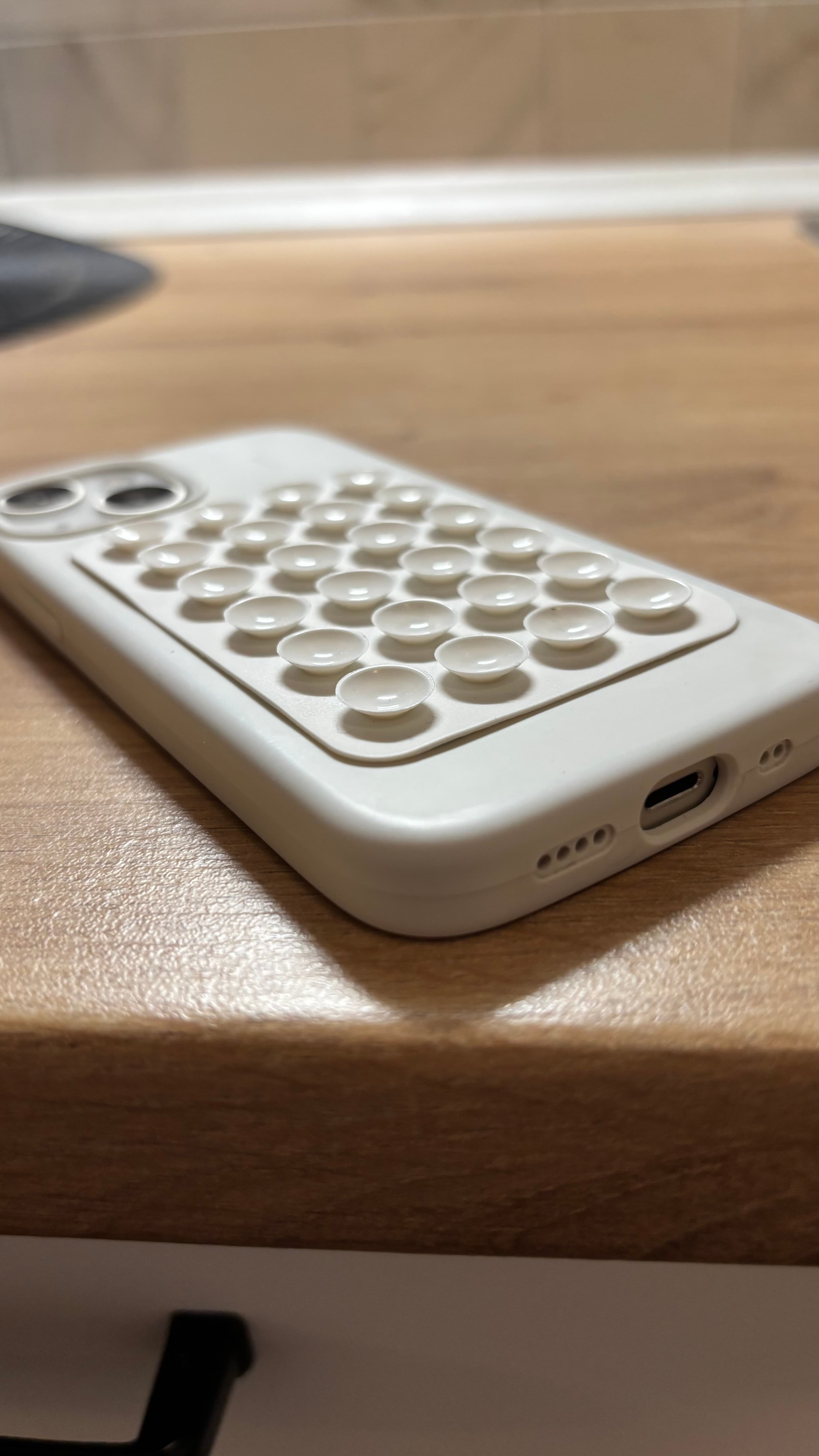 Silikonowa mata z przyssawkami do smartfona 📱